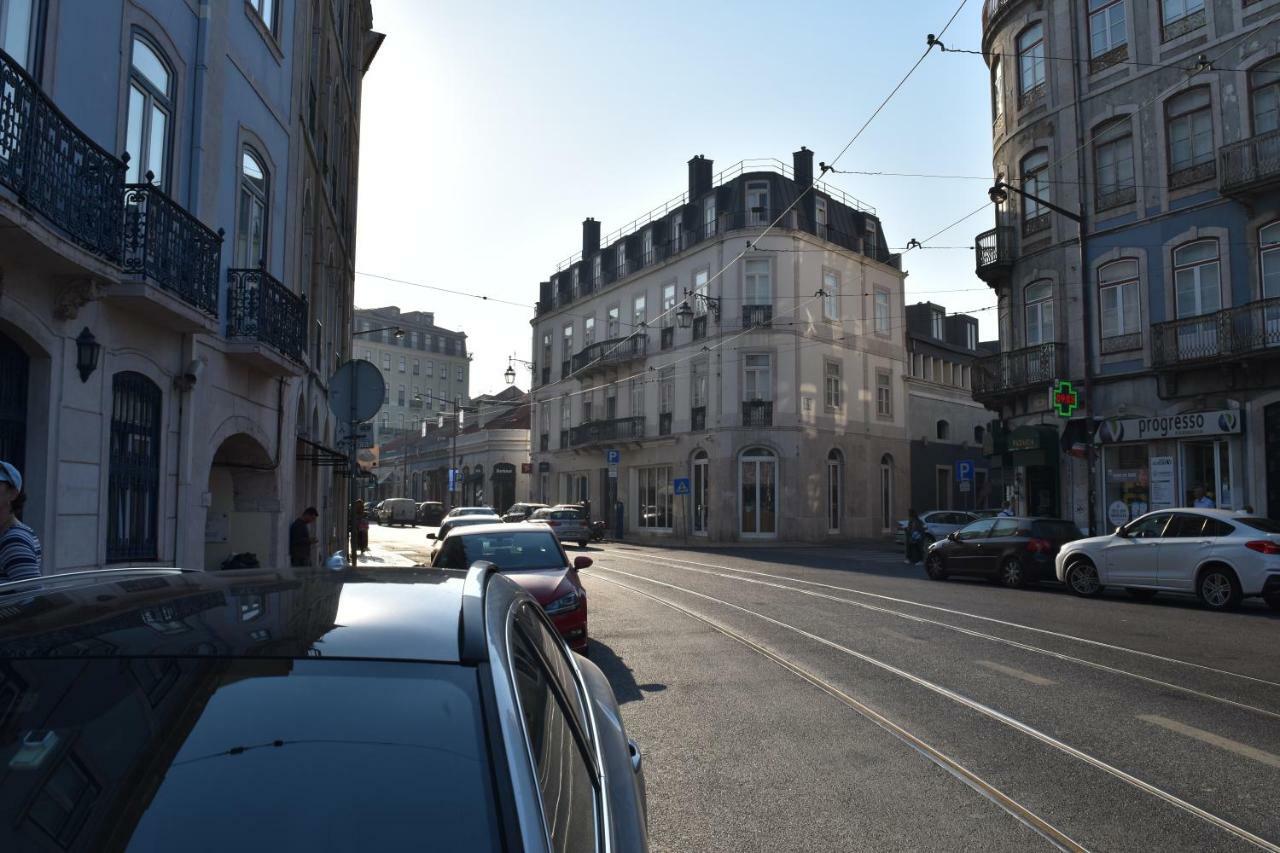 Architect-Designed Loft In A Historic Hilltop Neighborhood Lizbona Zewnętrze zdjęcie