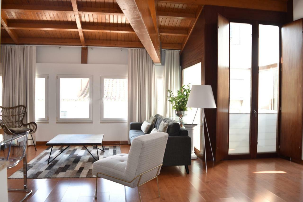 Architect-Designed Loft In A Historic Hilltop Neighborhood Lizbona Zewnętrze zdjęcie