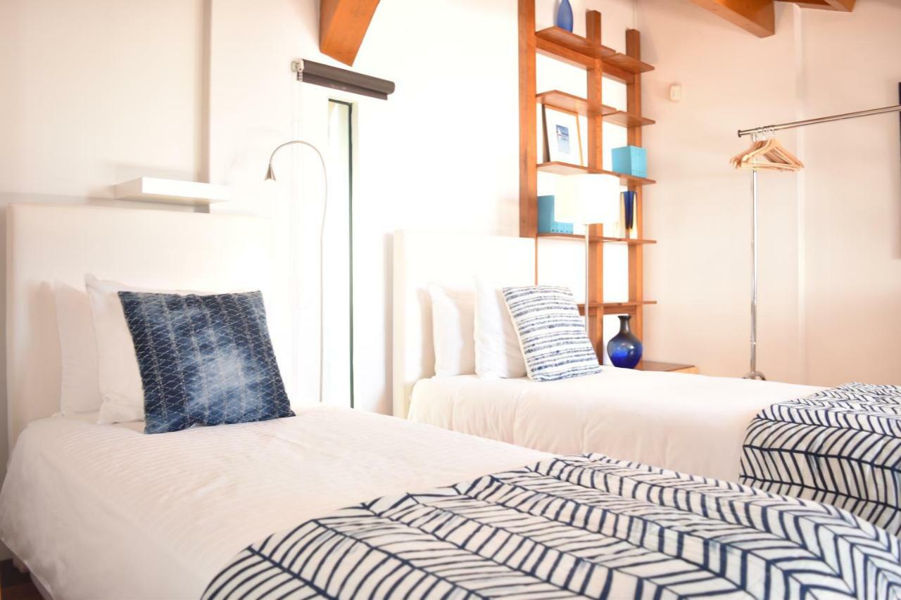 Architect-Designed Loft In A Historic Hilltop Neighborhood Lizbona Zewnętrze zdjęcie