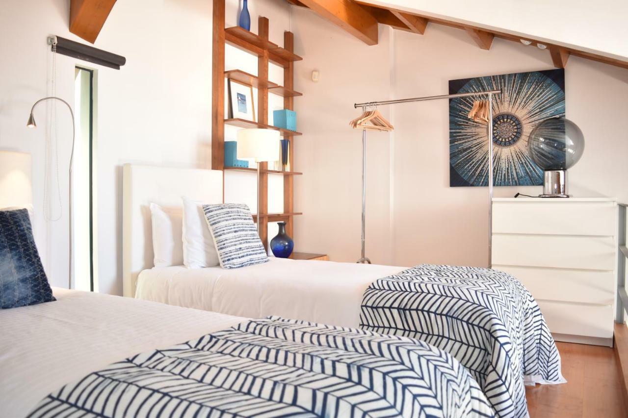 Architect-Designed Loft In A Historic Hilltop Neighborhood Lizbona Zewnętrze zdjęcie